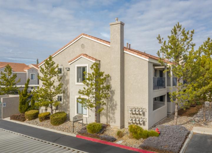 Kennedy Wilson Fund VI Acquires 220Unit RenoNevada Apartment